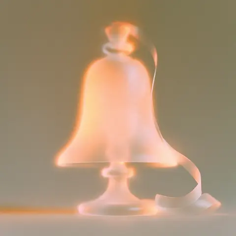 晨光中的玻璃铃 / single translucent glass bell rests on a low round pedestal beside one · Square