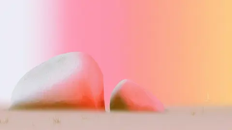 粉橘奶油柔光 · 新创作横幅 / Across an empty tidal plain, two enormous rounded boulders almost meet, · Landscape